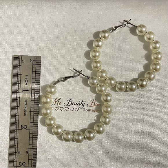 Small Pearl Hoop Earrings - Picture 3 of 6